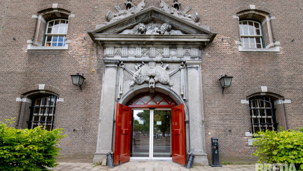 12. Seeligkazerne (Campus De Rooi Pannen)