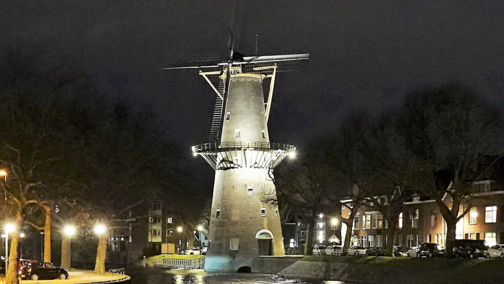 Beklim een Reus van Schiedam