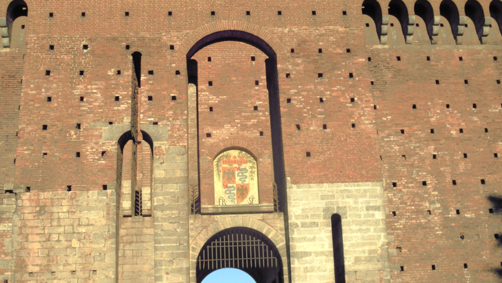 Itinerario tra le mura e le porte medievali di Milano