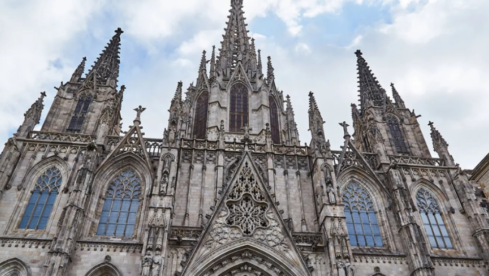 La façana neogòtica de la Catedral de Barcelona