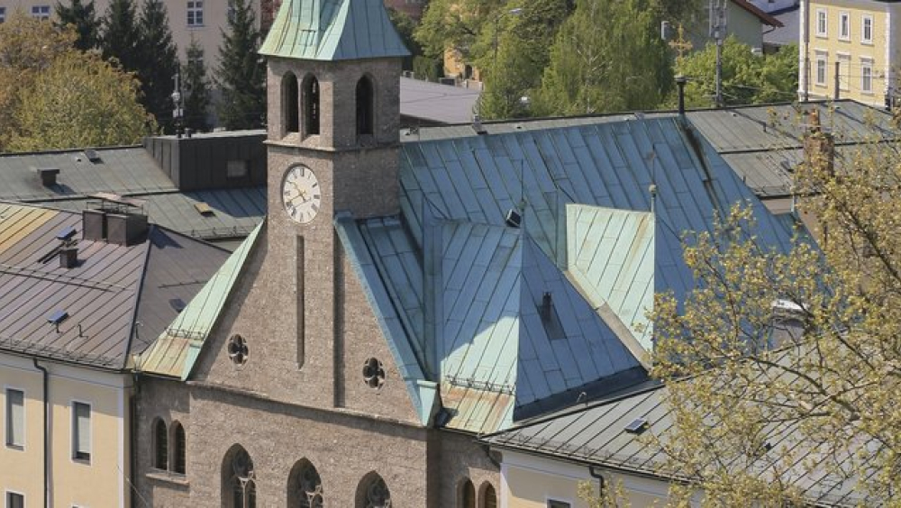 Herz-Jesu-Asyl Salzburg: Vom Lustschloss zum Altenheim
