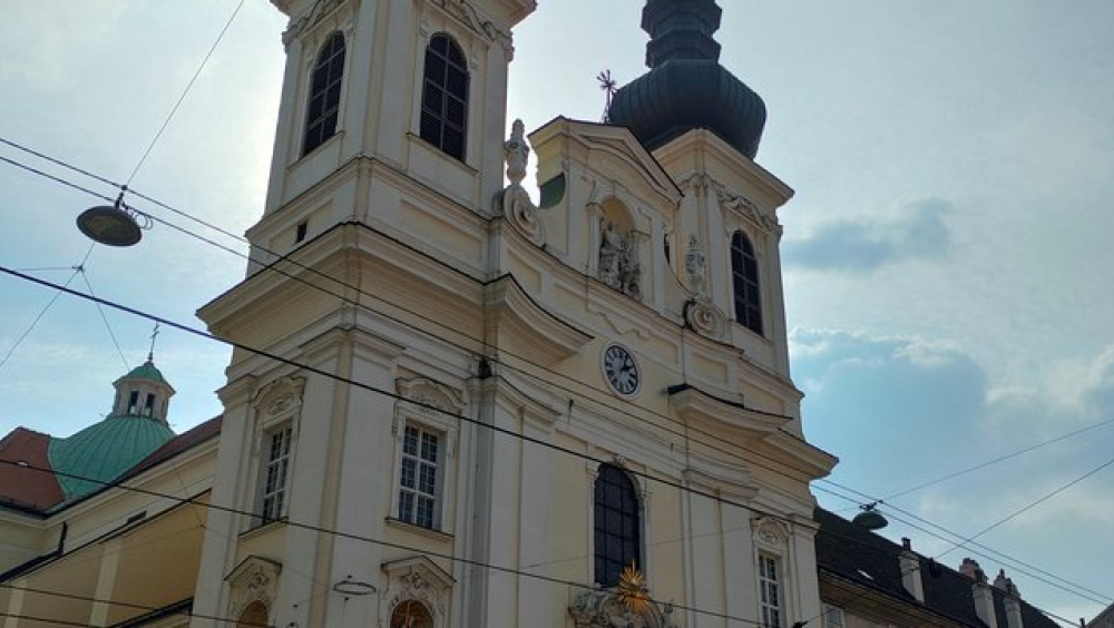 Pfarrkirche der Minoriten in der Alserstraße - Sanierung der Innenschale nach 73 Jahren