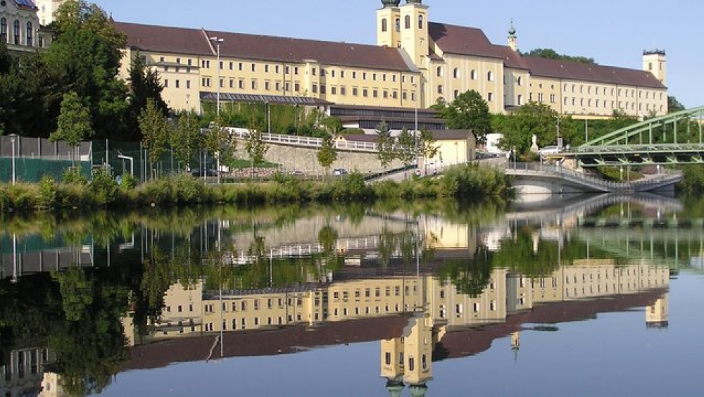 Benediktinerstift Lambach