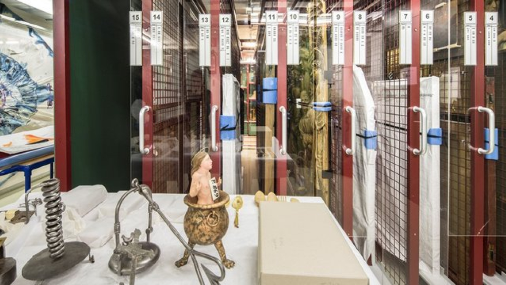 Führungen in der Studiensammlung und Einblicke in die Gemäldesammlung