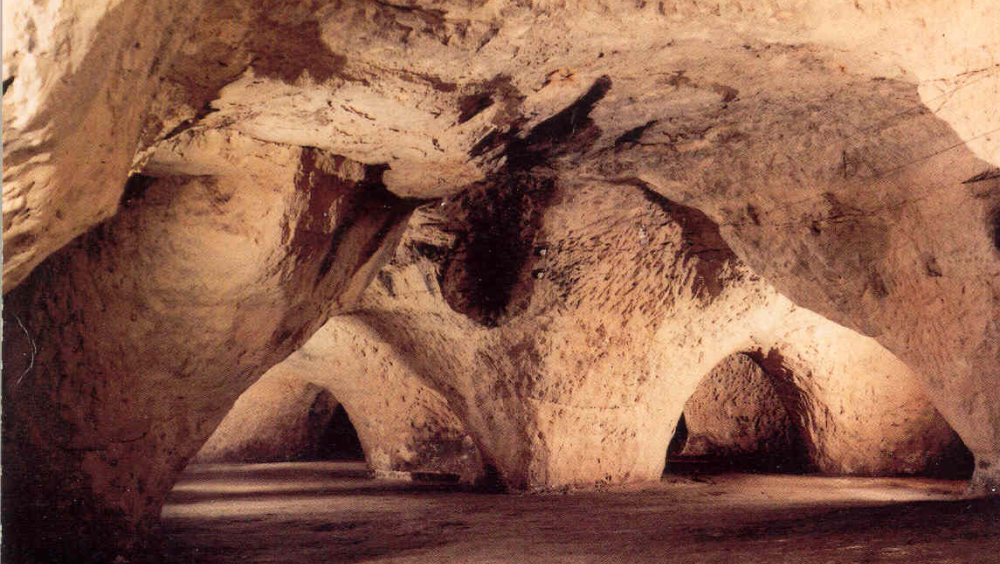 Exploration gourmande au pays féérique des grottes