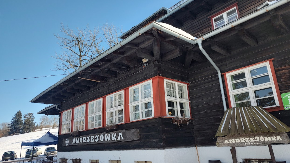 Od Andreas Baude do Andrzejówki, czyli historia Schroniska PTTK Andrzejówka Organizator