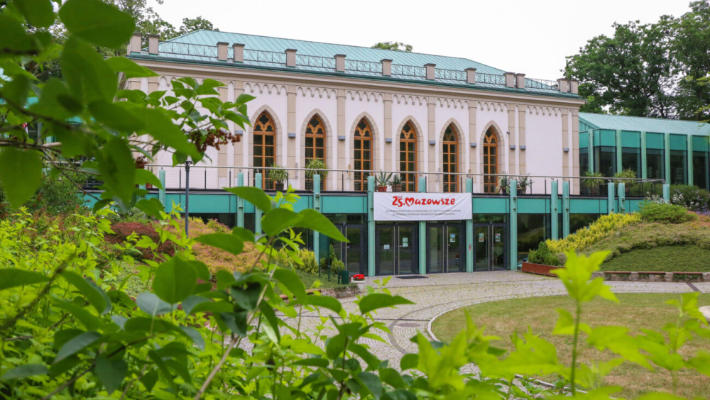 W stronę romantycznej Oranżerii i muzyki (20.09.2025) Organizator