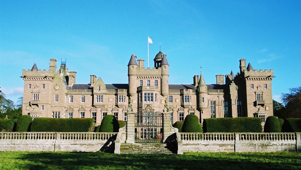 Kinnaird Castle