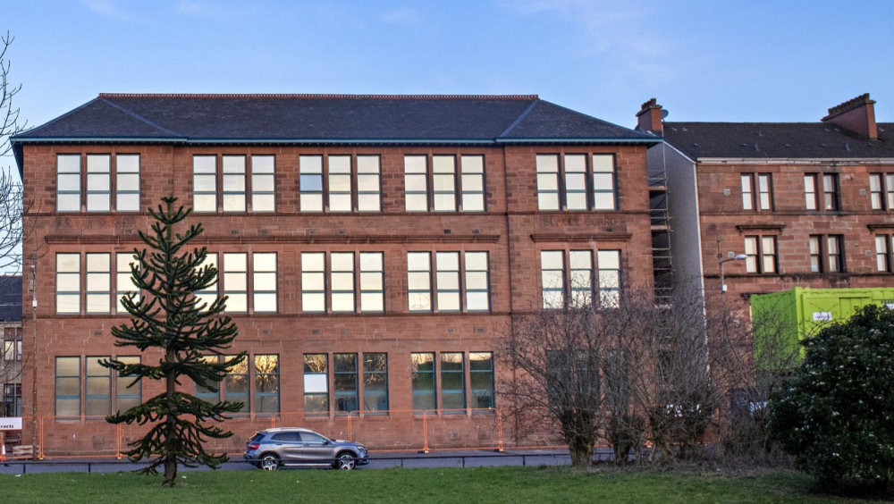 Kinning Park Complex