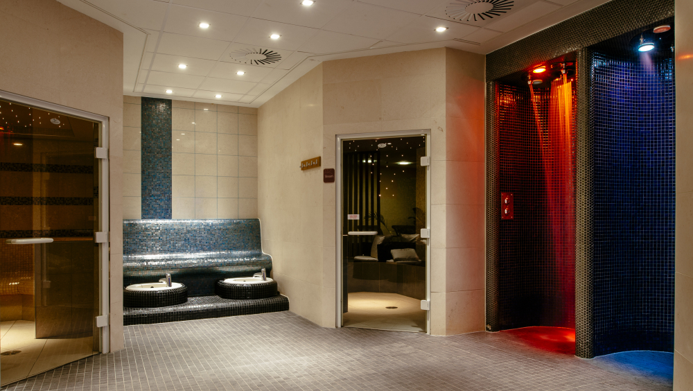 Paisley- OneRen Lagoon Leisure Centre