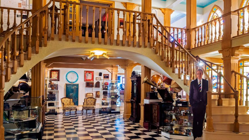 Jornada de portes obertes al Museu de la Ràdio Luis del Olmo