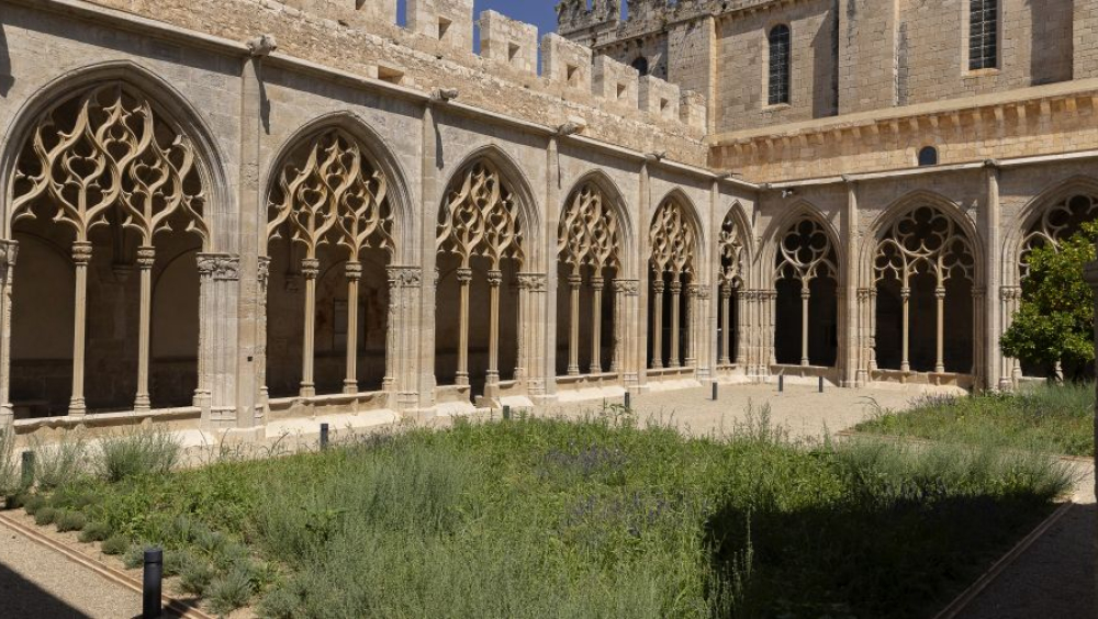 Blanca d’Anjou, un passeig amb la cort reial