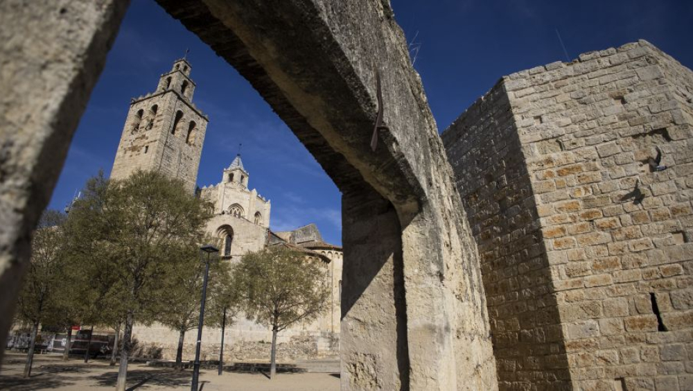 La torre de la muralla del monestir