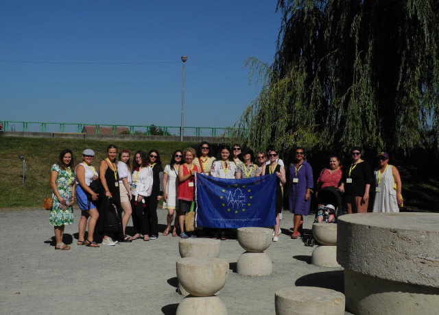 LivedIn Heritage project group photo with European Heritage Days flag