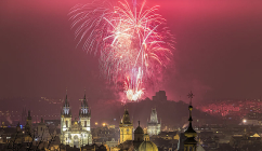 Prague new year 2016 fireworks over Prague Old Town panorama (credit, Jan Fidler, CC BY 2.0)