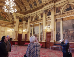 Polish tour of Glasgow city chambers