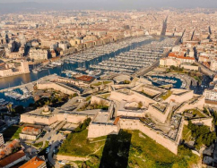 Vue aérienne Fort Saint Nicolas  Vieux Port - Citadelle de Marseille 