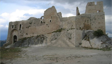 Castello d'Evoli a Castropignano.jpg