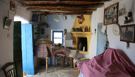 Interior of a Parian rural house, typical example of "katikés".