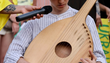Young kobzar at the festival