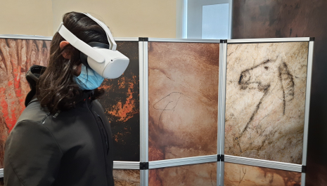 Visita virtual a una cavidad con arte rupestre paleolítico