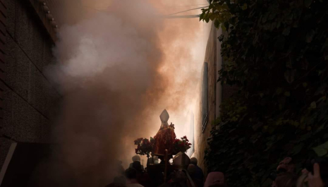 Procesión de humo. Arnedillo. La rioja (fotografía Ruth Rodríguez)