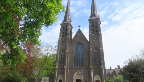 De basiliek van Oostakker-Lourdes