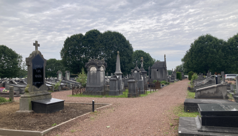 De laatste reis : wandeling op de begraafplaats van Aalst