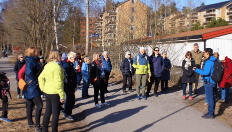 Guidet historietur på Holmlia