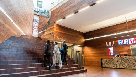 Bezoek MoMu en ontdek de prachtige architectuur van het gebouw