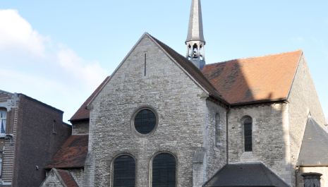 De Sint-Pieterskapel en het lege graf van Sint-Gummarus