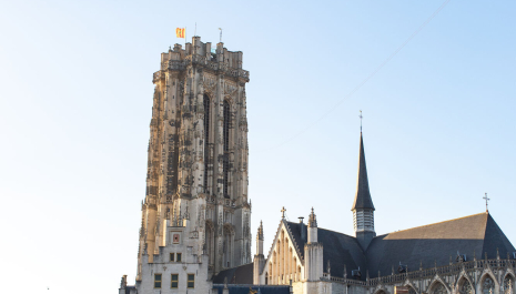 De Sint-Romboutstoren in het nieuw
