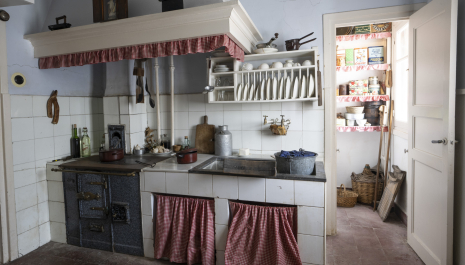 Cocina de la vivienda obrera