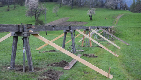 UNERMÜDLICHE WASSERKRAFT