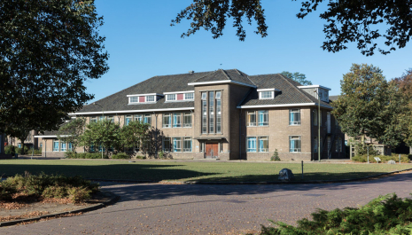 Generaal De Bonskazerne