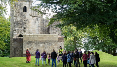 Crookston Castle with The Village Storytelling Centre & Friends of Crookston Castle