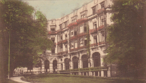 1932, un couple de touristes à l'hôtel Britannique