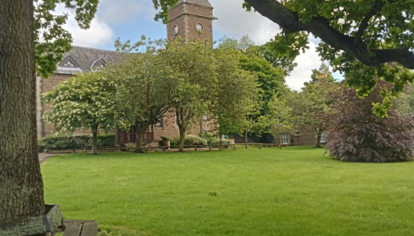 Christ's Kirk on the Green, Leslie