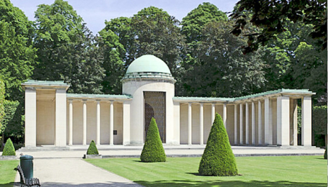 Queen Astrid Memorial and square du 21 juillet