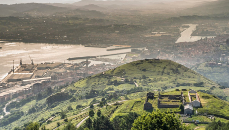 Las fortificaciones del Serantes