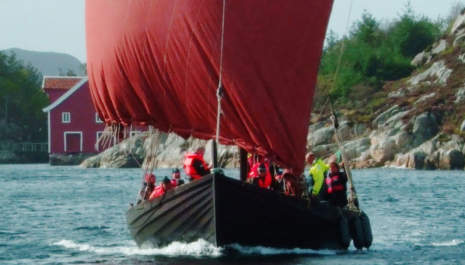 Med Brørvikskuto til veglause gardar langs Veafjorden – Kulturarvfestivalen i indre Vestland