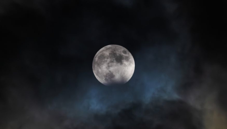 Esteles i estels 2025. Conferència i observació de la lluna.