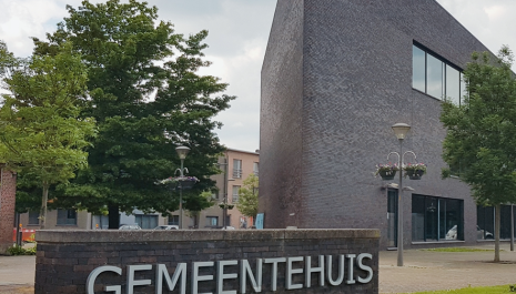 Monumentaal Verhaal: gemeentehuizen