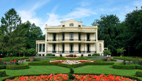Verborgen verhalen van kasteel De Vanenburg