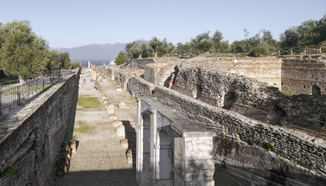 le lanterne nascoste. Alla scoperta delle Grotte di Catullo