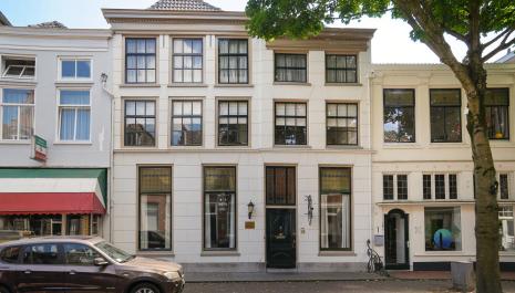 Gasthuisstraat 12