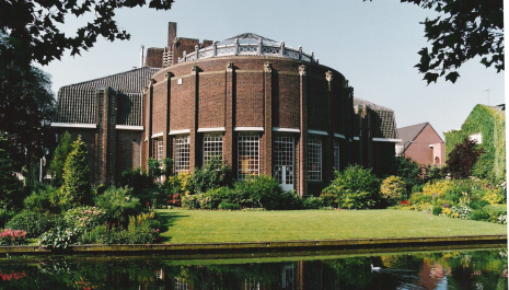 Fietsroute Amsterdamse School & Het Nieuwe Bouwe...