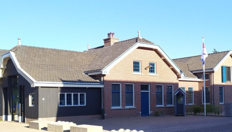 Oorlogs- en Garnizoensmuseum De Smederij