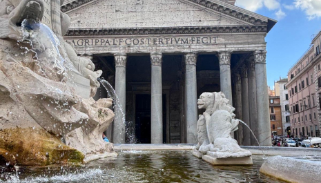 Passeggiando nella Rotonda: l’Architettura in dialogo con lo spazio circostante