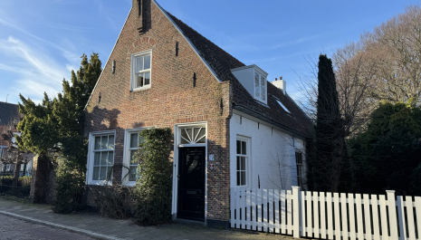 Voormalige dorpsboerderij